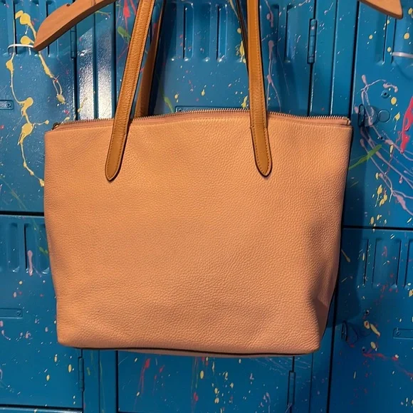 Authentic COACH PURSE Peach and wine colored. - Picture 6 of 11